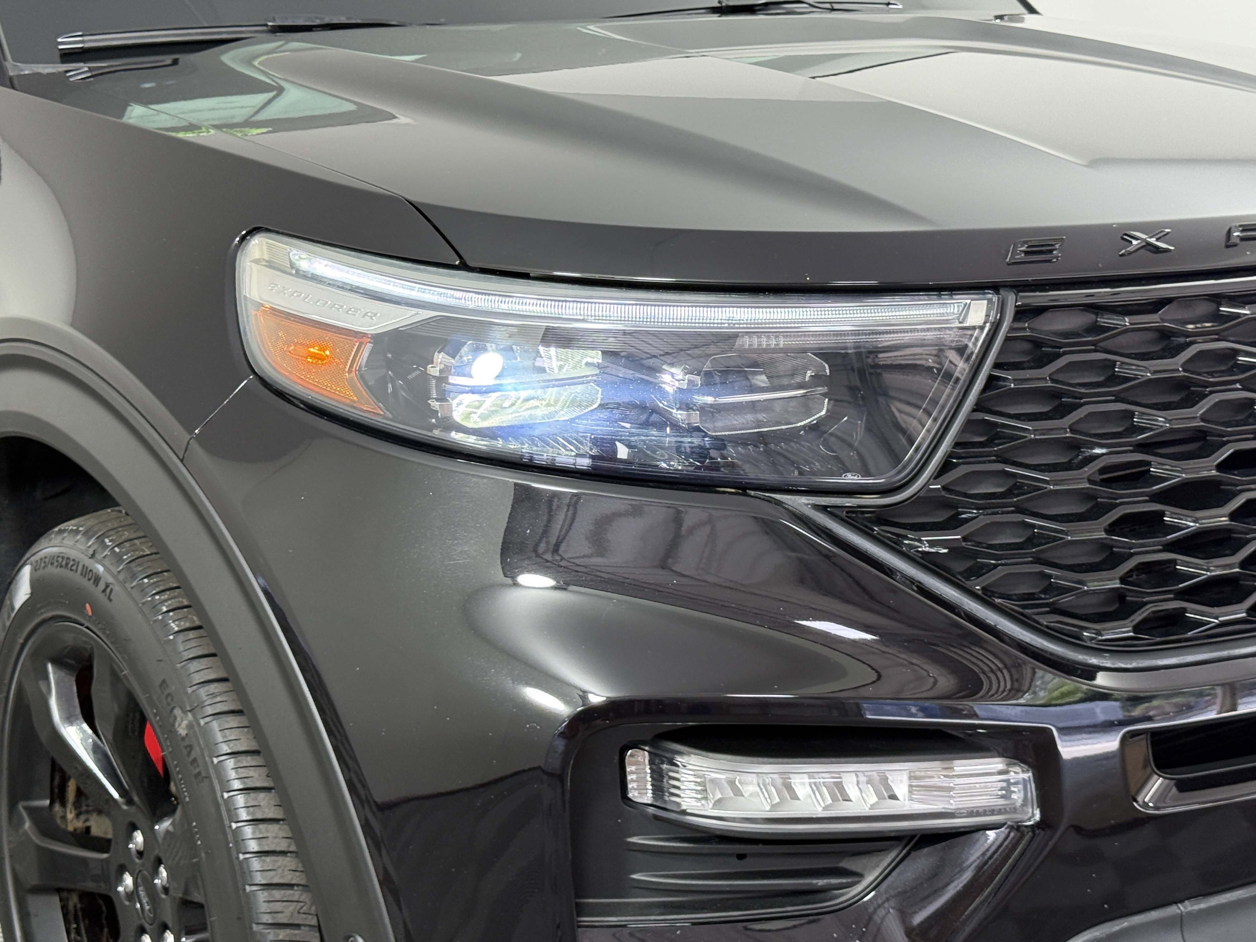 Certified 2022 Ford Explorer ST w/ Equipment Group 401A image 7