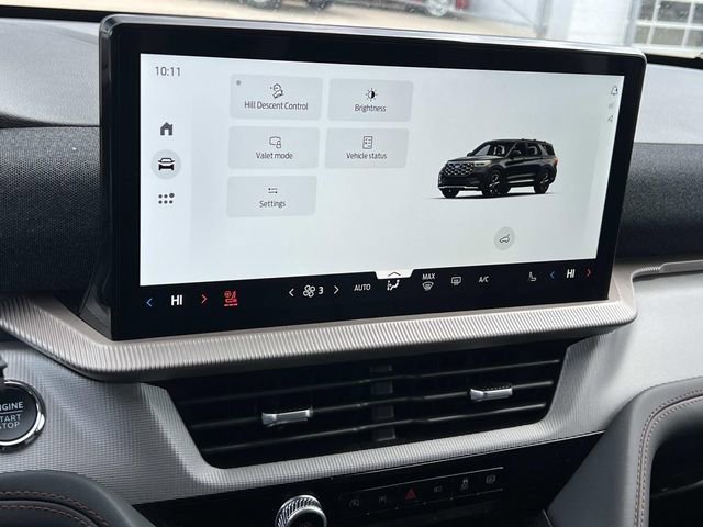 Certified 2025 Ford Explorer Active w/ Active Comfort Package image 23