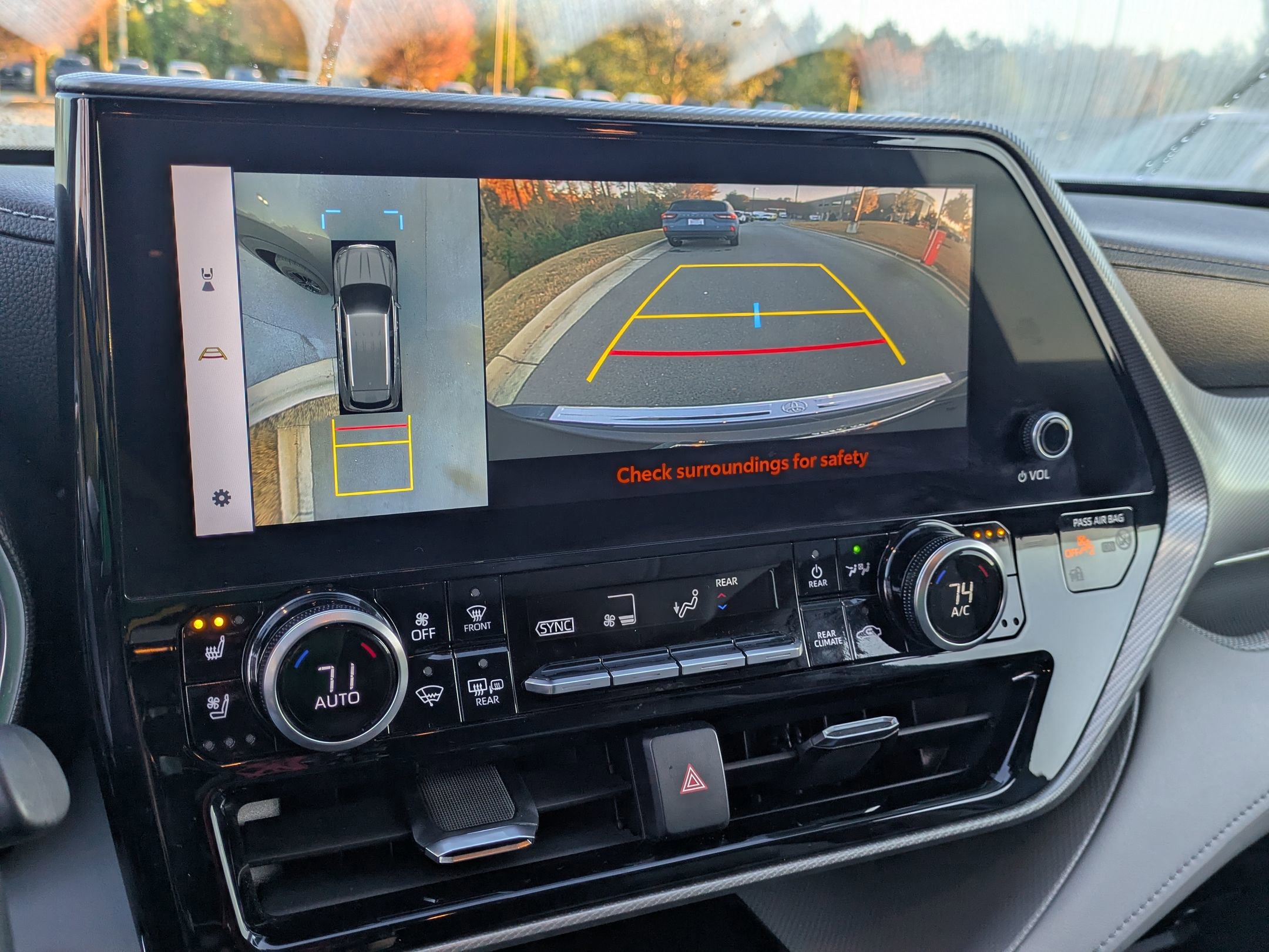 Used 2023 Toyota Highlander Platinum image 23