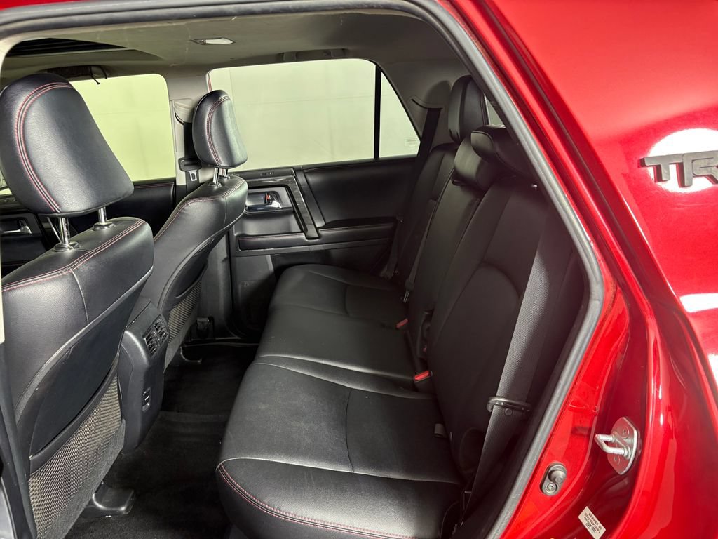 Used 2017 Toyota 4Runner TRD Off-Road Premium AWD/4WD image 28
