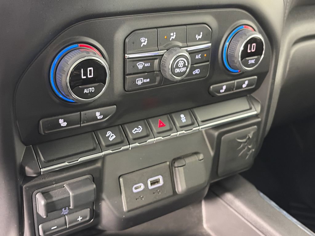 Used 2021 Chevrolet Silverado 1500 LT Trail Boss w/ Bed Protection Package AWD/4WD image 21