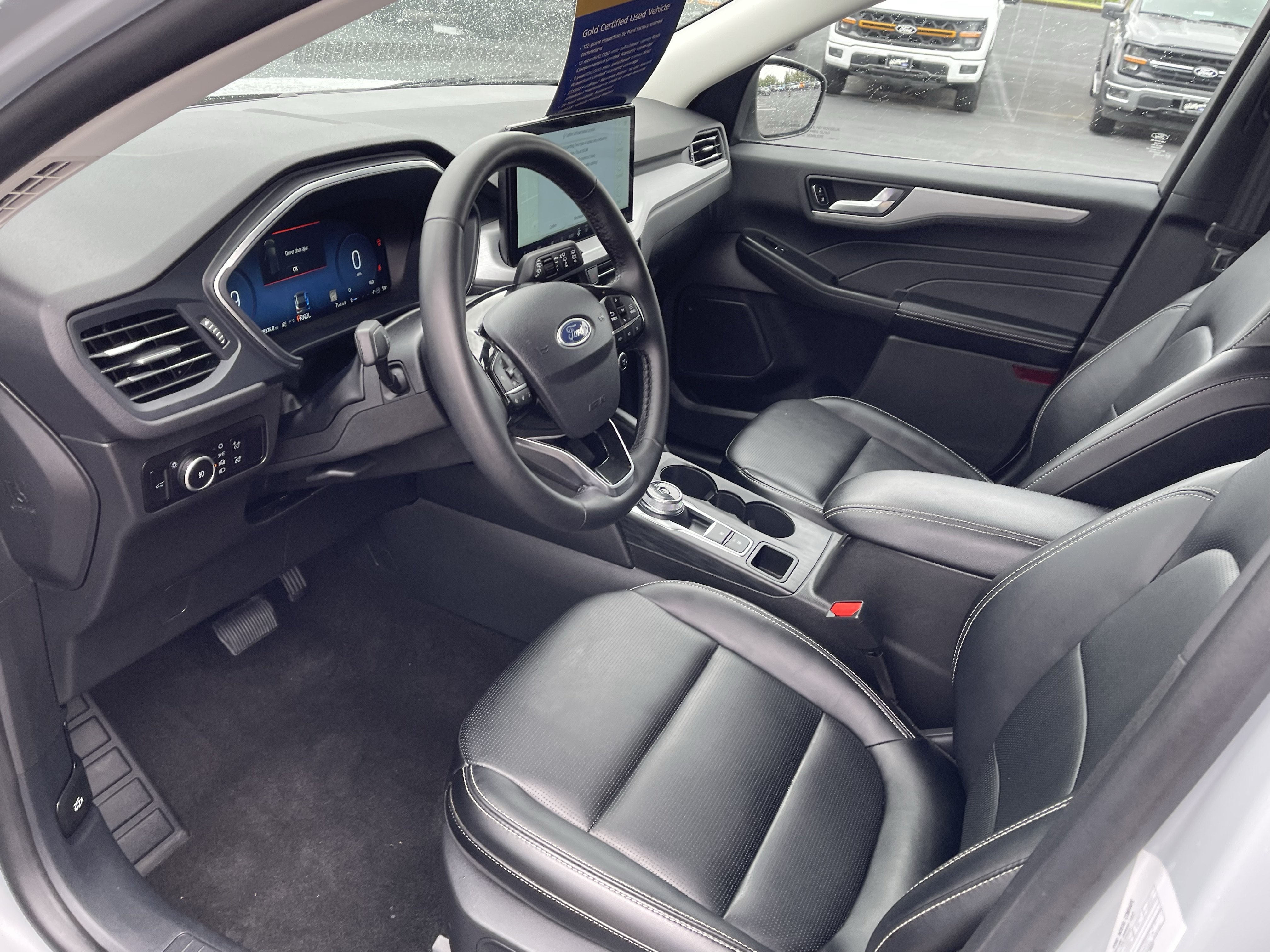 Certified 2025 Ford Escape Platinum AWD/4WD image 7