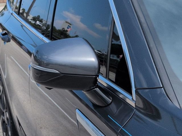 Used 2025 Kia Sorento SX FWD image 12