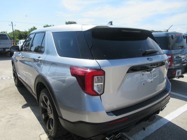 Certified 2022 Ford Explorer ST w/ Equipment Group 401A AWD/4WD image 4