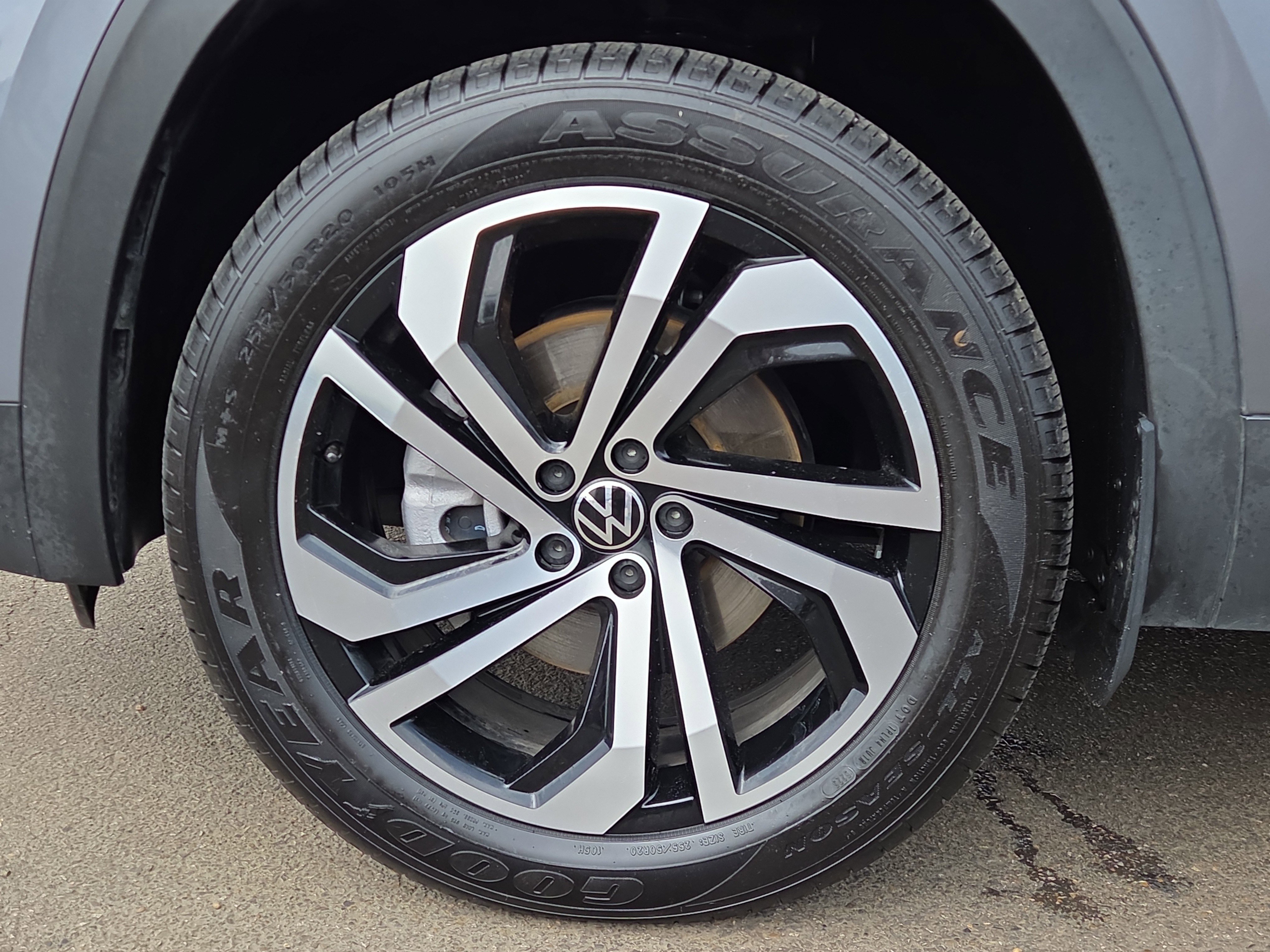 Used 2023 Volkswagen Atlas SEL AWD/4WD image 9