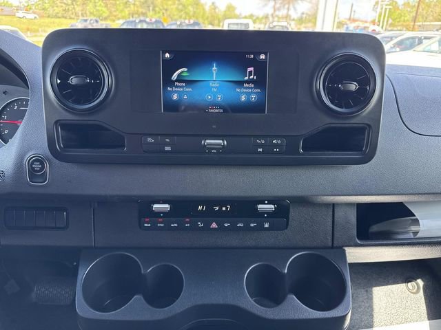 Used 2021 Mercedes-Benz Sprinter 2500 image 25