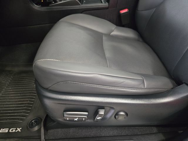 Used 2022 Lexus GX 460 w/ Black Line Special Edition image 25