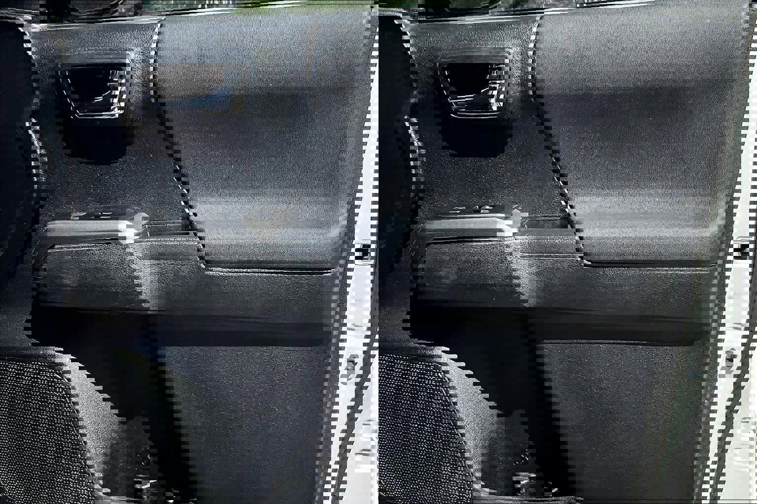 Used 2023 Toyota Tacoma TRD Off-Road AWD/4WD image 23