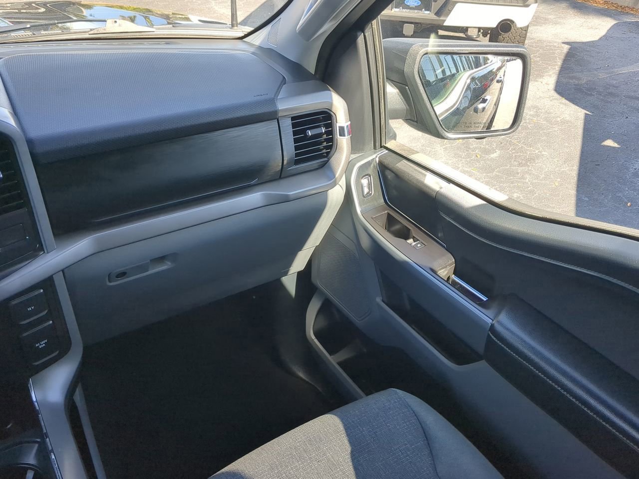 Certified 2024 Ford F150 XLT w/ Mobile Office Package image 17