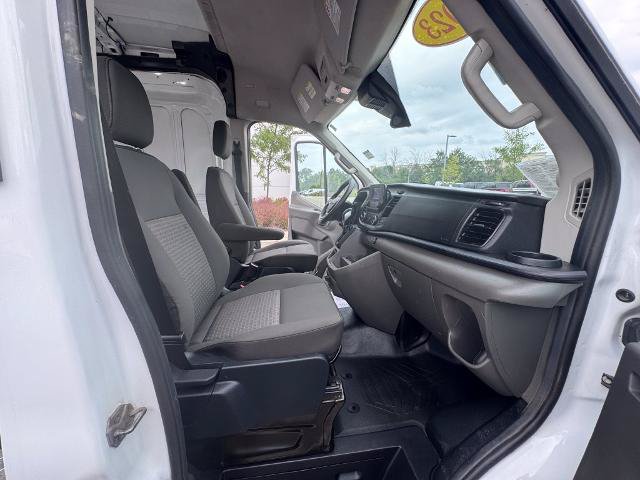 Certified 2023 Ford Transit 250 Medium Roof AWD image 29