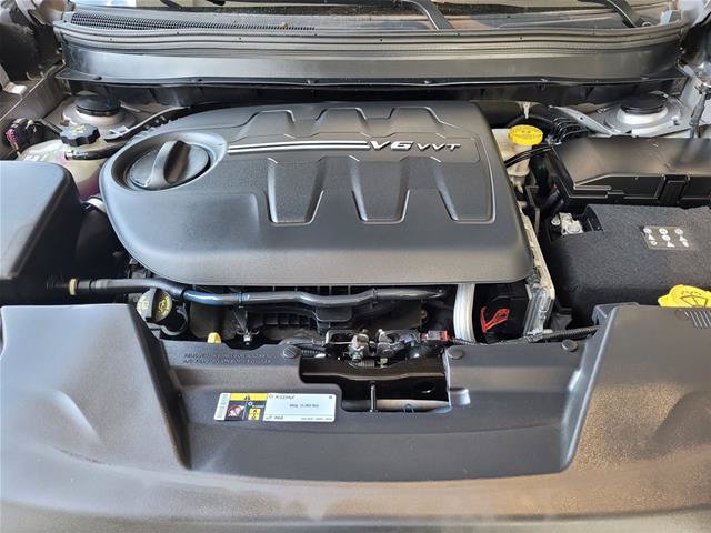Used 2018 Jeep Cherokee Trailhawk w/ Comfort/Convenience Group AWD/4WD image 36