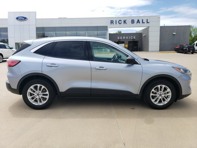 Certified 2022 Ford Escape SE w/ Convenience Package FWD image 8