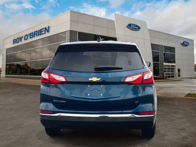 Used 2020 Chevrolet Equinox LT w/ Driver Convenience Package image 4