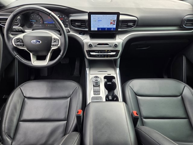 Certified 2022 Ford Explorer XLT w/ Equipment Group 202A image 24