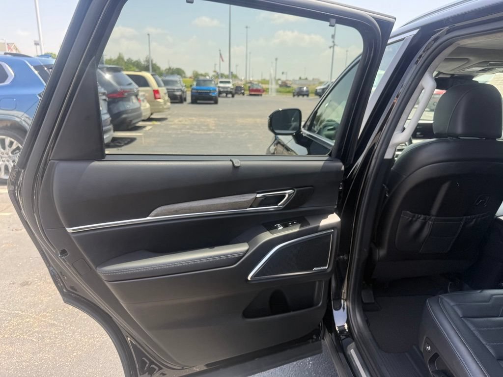 Used 2021 Kia Telluride SX w/ SX Prestige Package AWD/4WD image 36