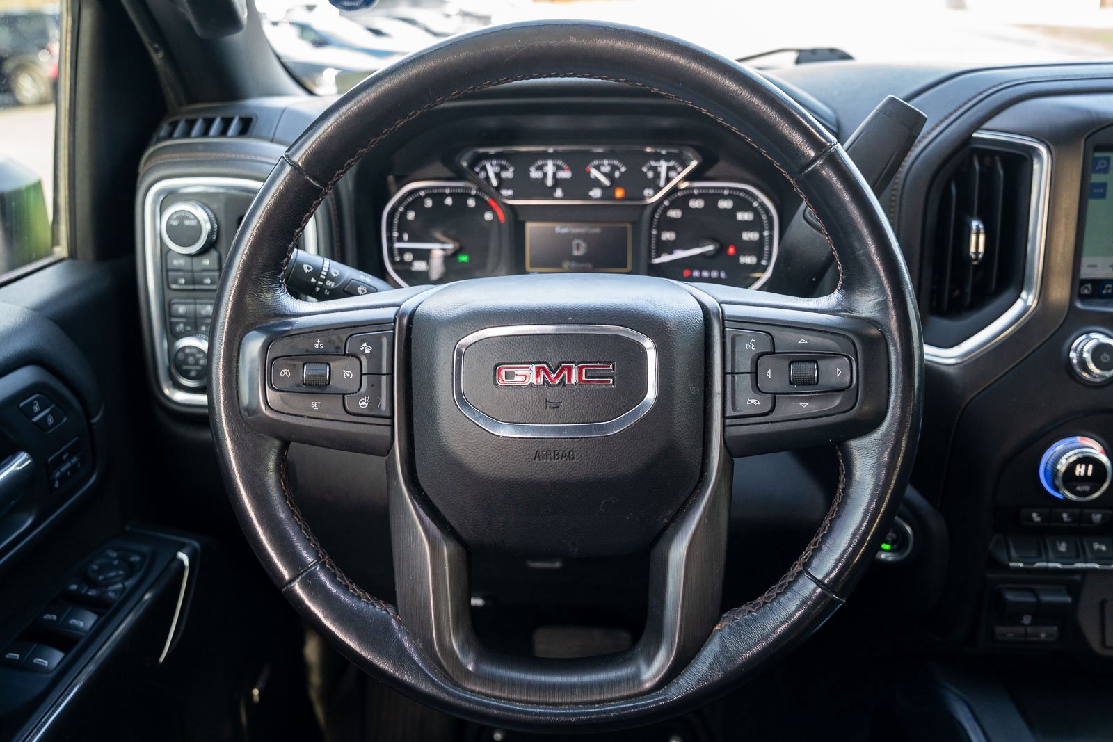 Used 2022 GMC Sierra 2500 AT4 w/ AT4 Preferred Package image 24