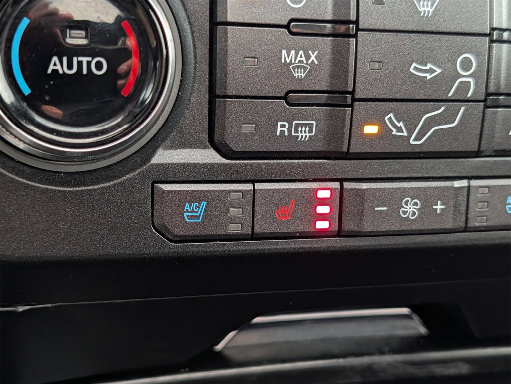 Certified 2019 Ford F350 Platinum w/ Platinum Ultimate Package image 29