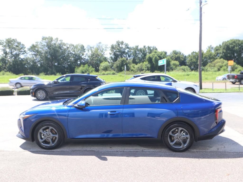 Used 2025 Kia K4 FWD image 5