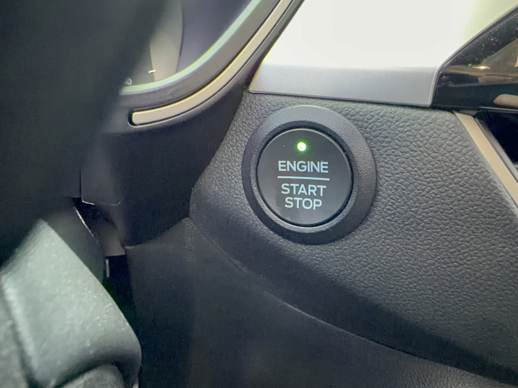 Certified 2022 Ford Escape SEL image 25