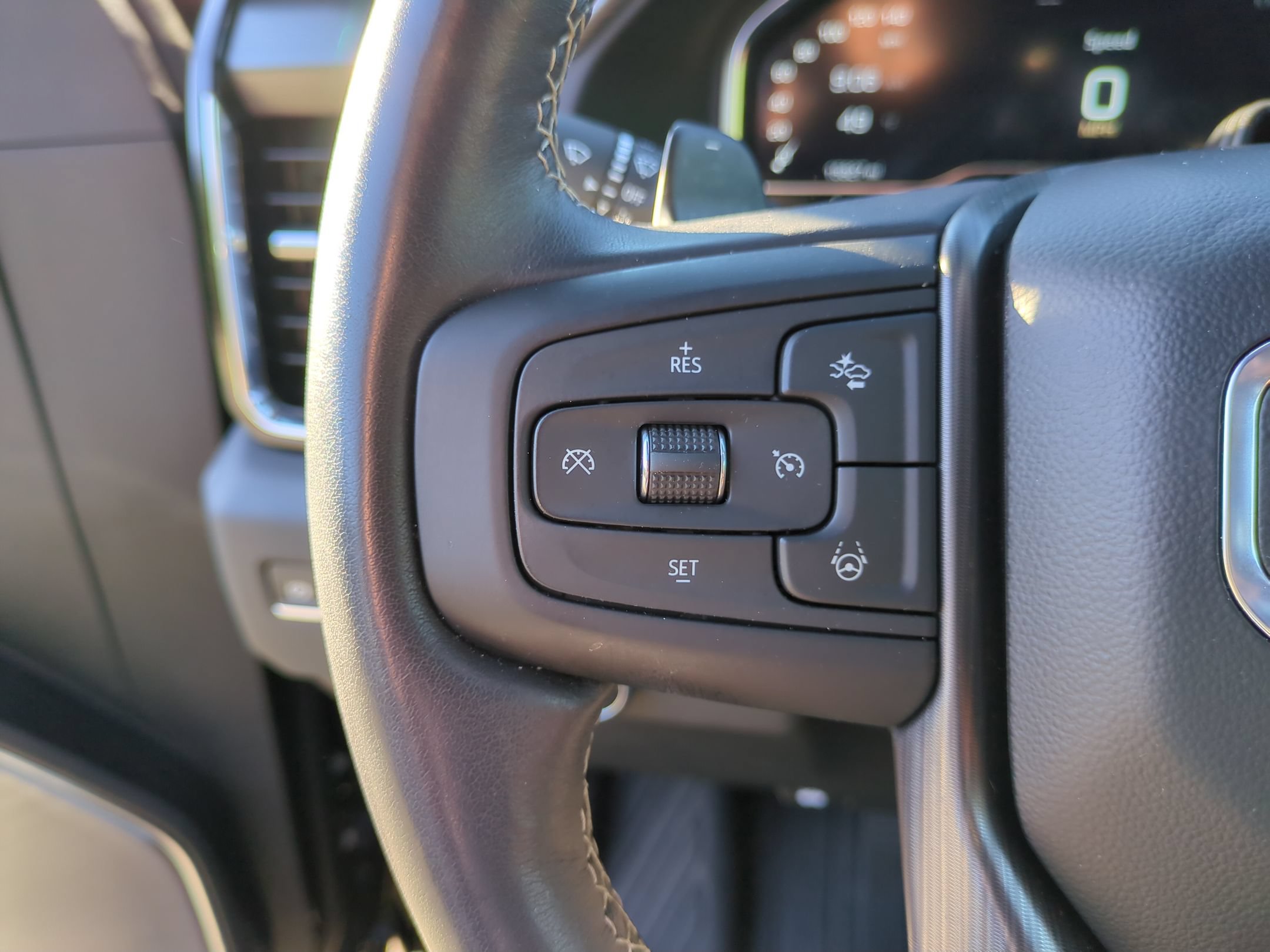 Used 2024 GMC Sierra 1500 Denali Ultimate AWD/4WD image 19