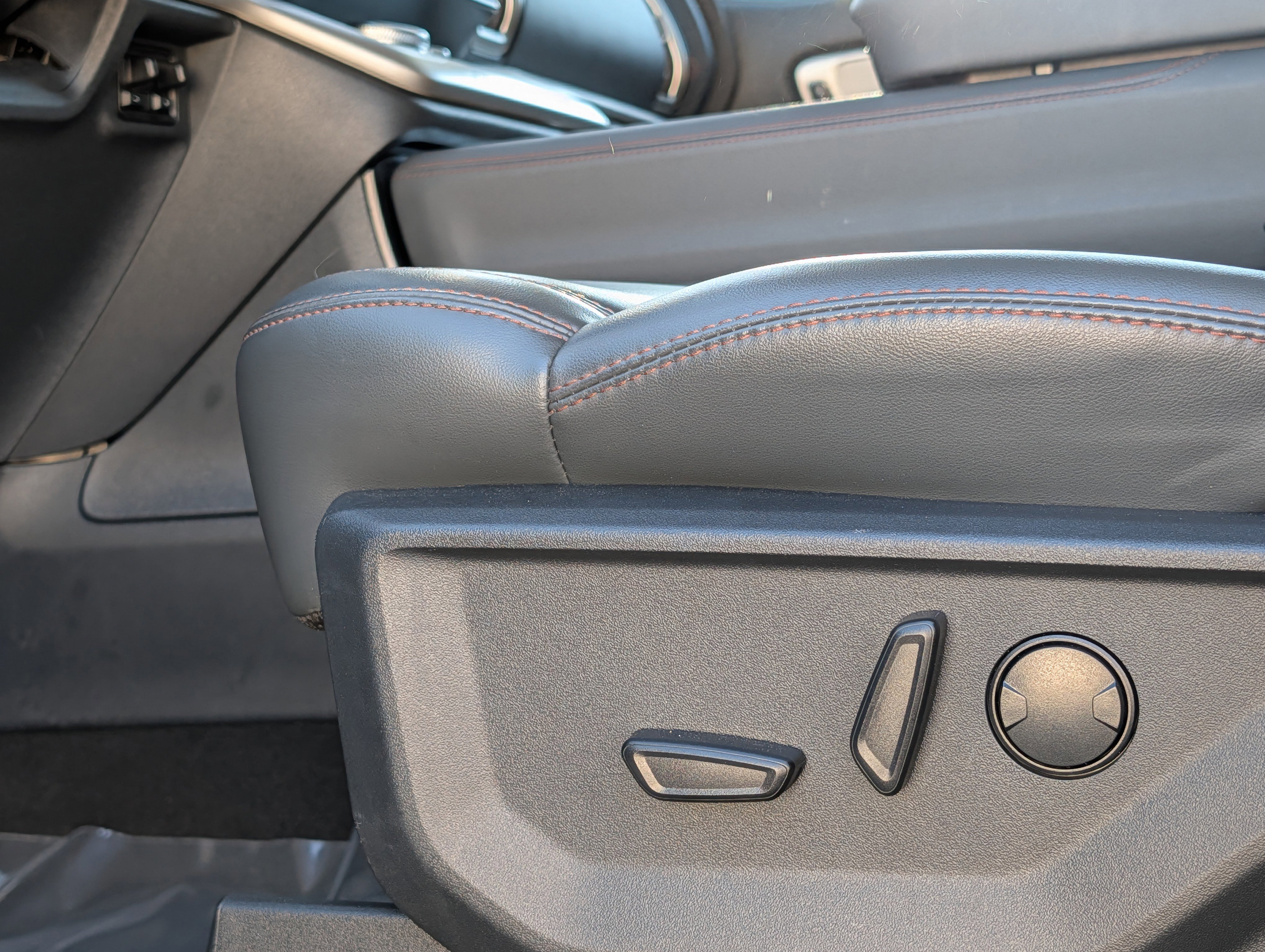 Certified 2025 Ford Expedition Max Active image 26