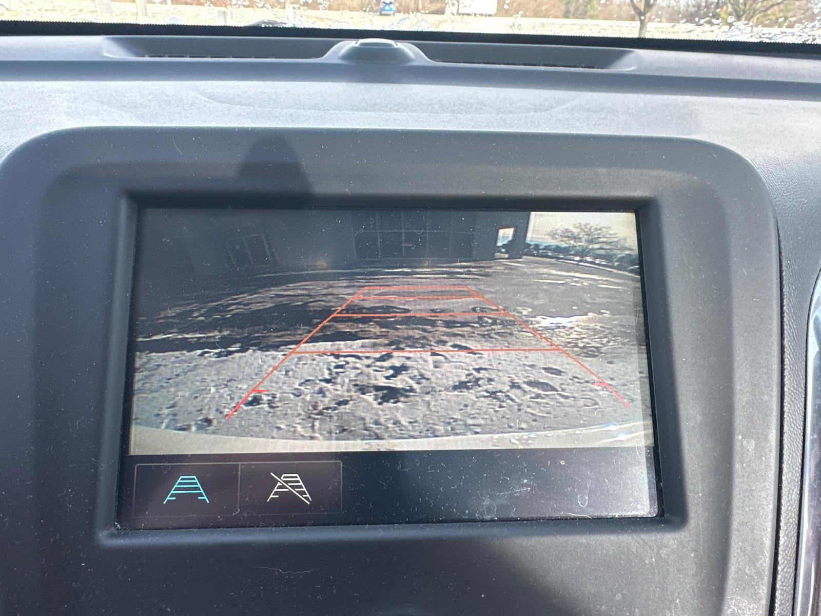 Used 2018 Chevrolet Equinox LS image 8