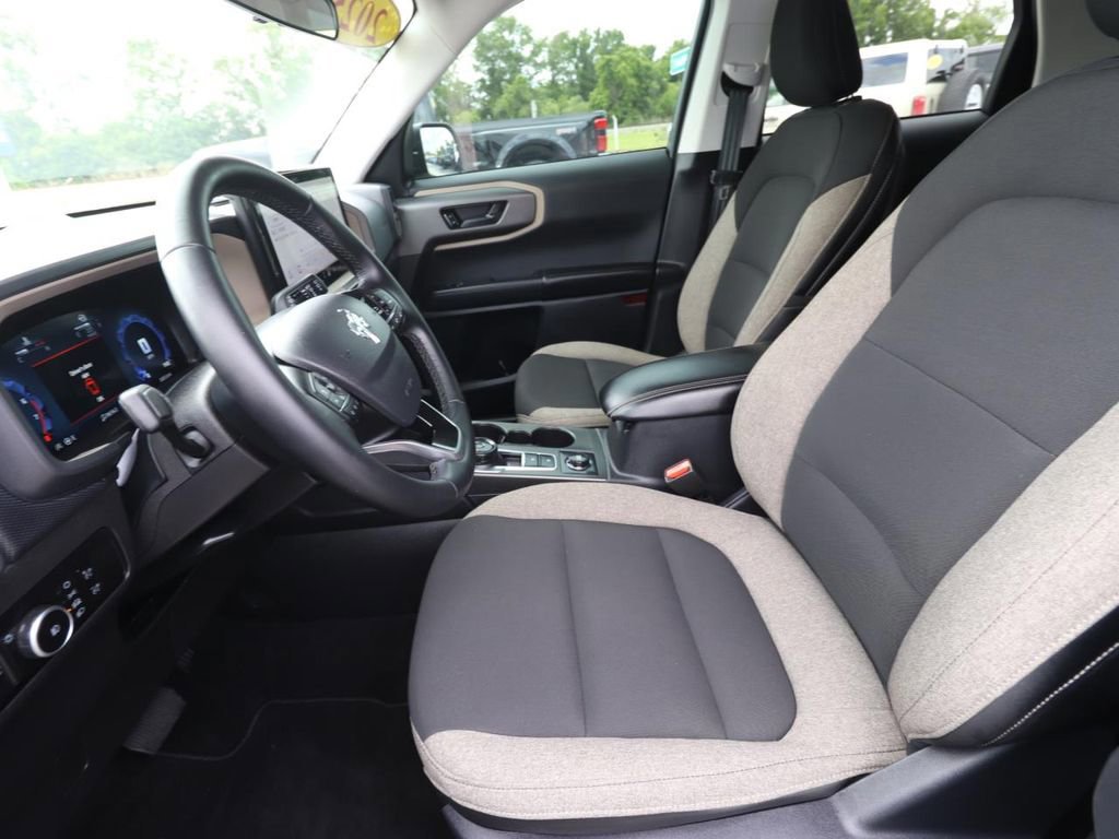 Certified 2025 Ford Bronco Sport Big Bend w/ Convenience Package image 8