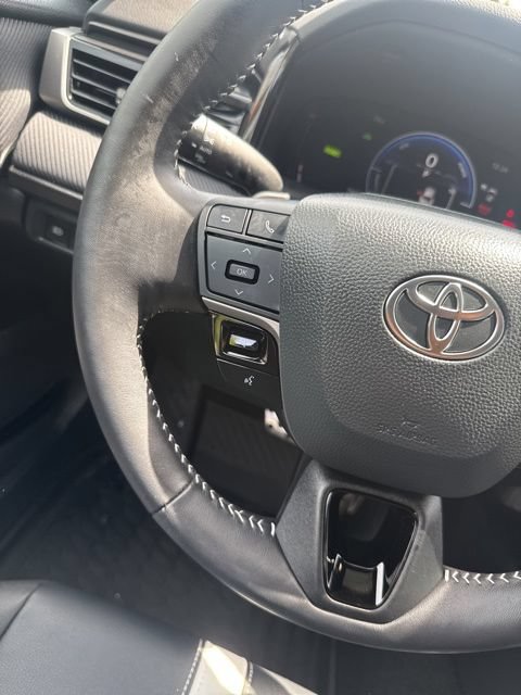 Used 2026 Toyota Camry SE w/ Convenience Package AWD/4WD image 23