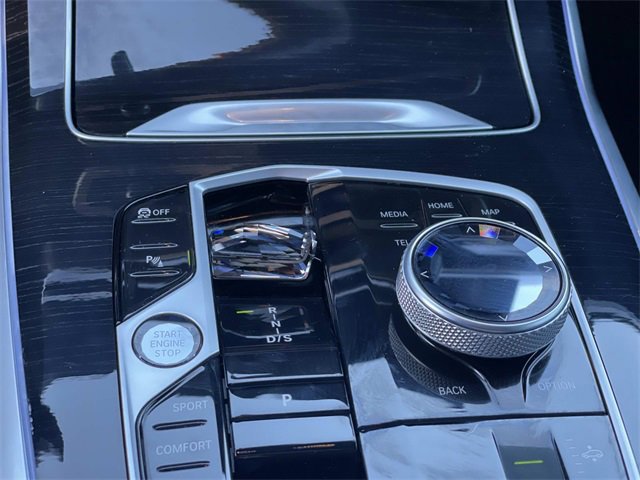 Used 2024 BMW X7 xDrive40i w/ M Sport Package image 16