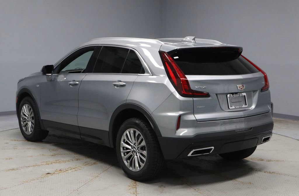 Used 2025 Cadillac XT4 Premium Luxury AWD/4WD image 9