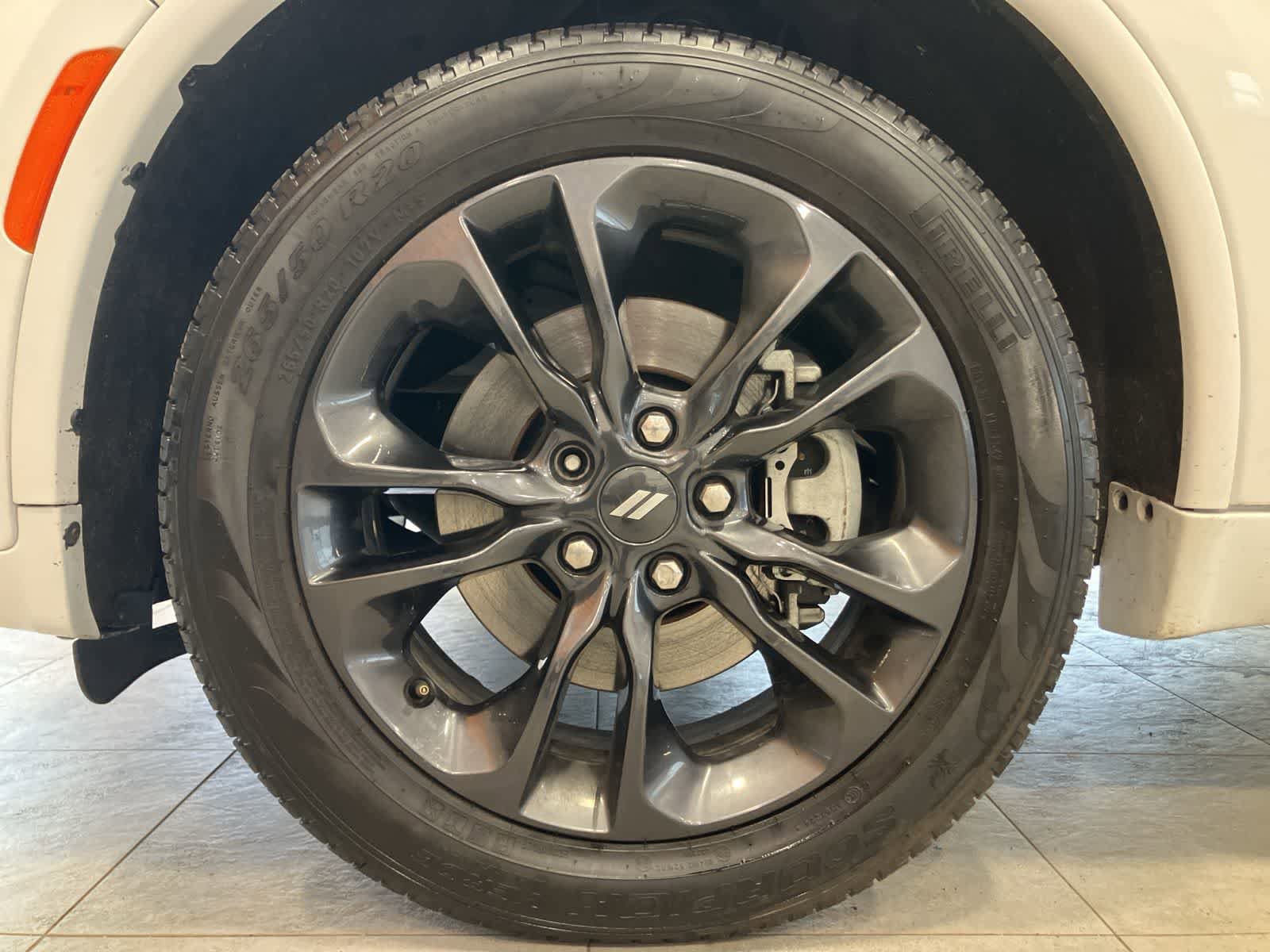 Used 2024 Dodge Durango R/T w/ Blacktop Package AWD/4WD image 9