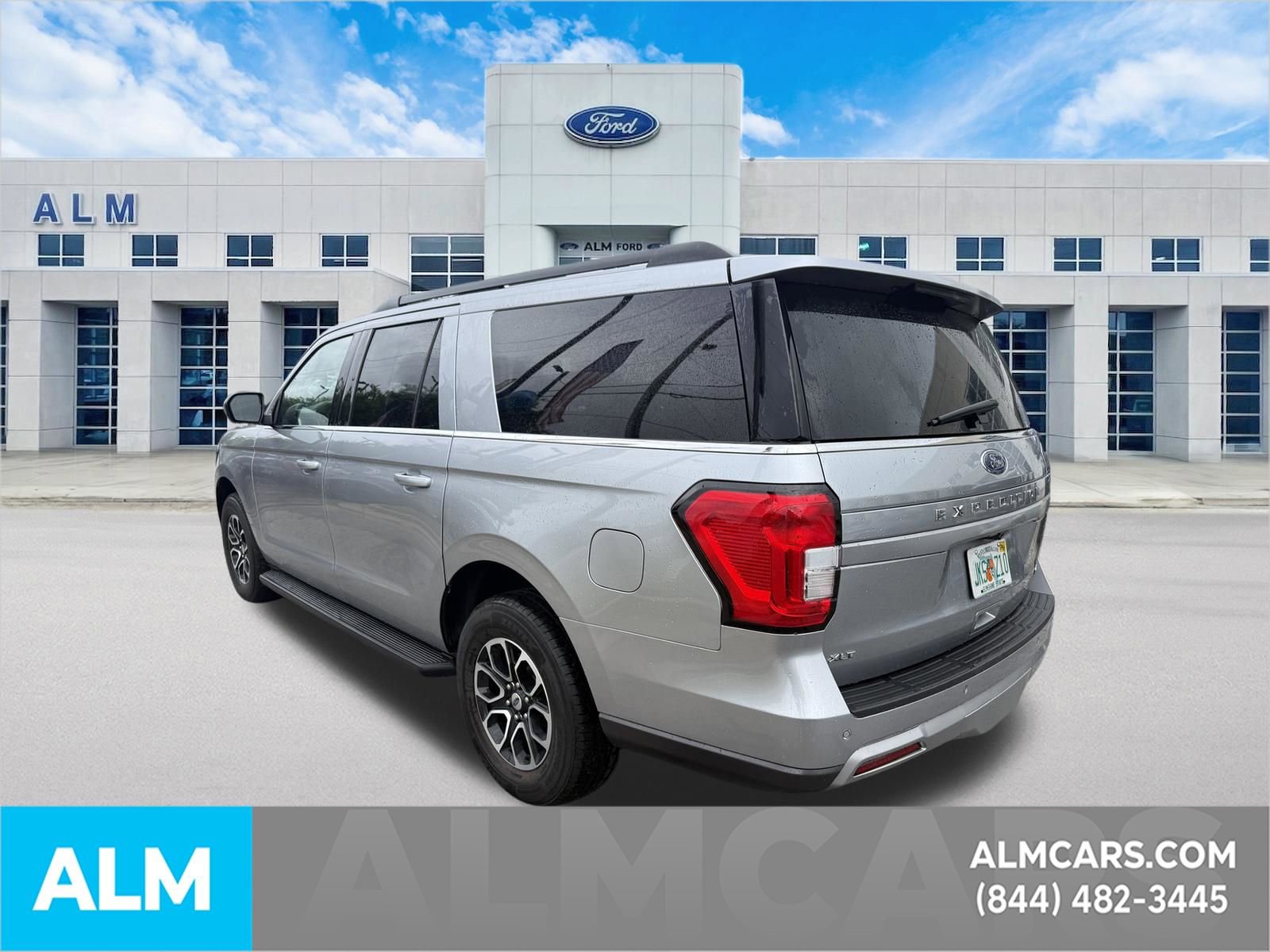 Certified 2024 Ford Expedition Max XLT RWD image 9