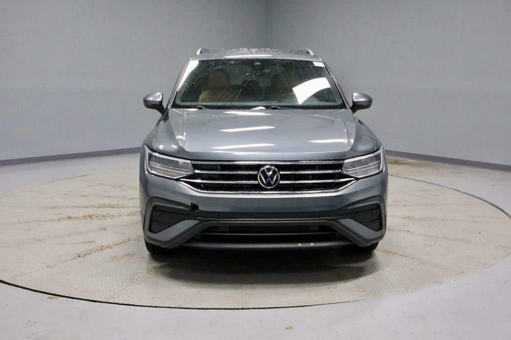 Used 2022 Volkswagen Tiguan SE image 8