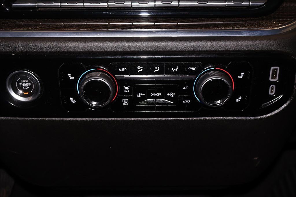 Used 2024 Chevrolet Silverado 1500 LT image 34