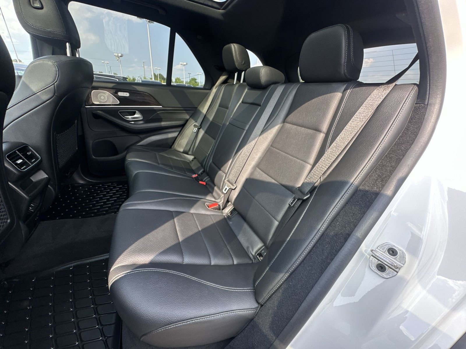Used 2022 Mercedes-Benz GLE 350 4MATIC image 33
