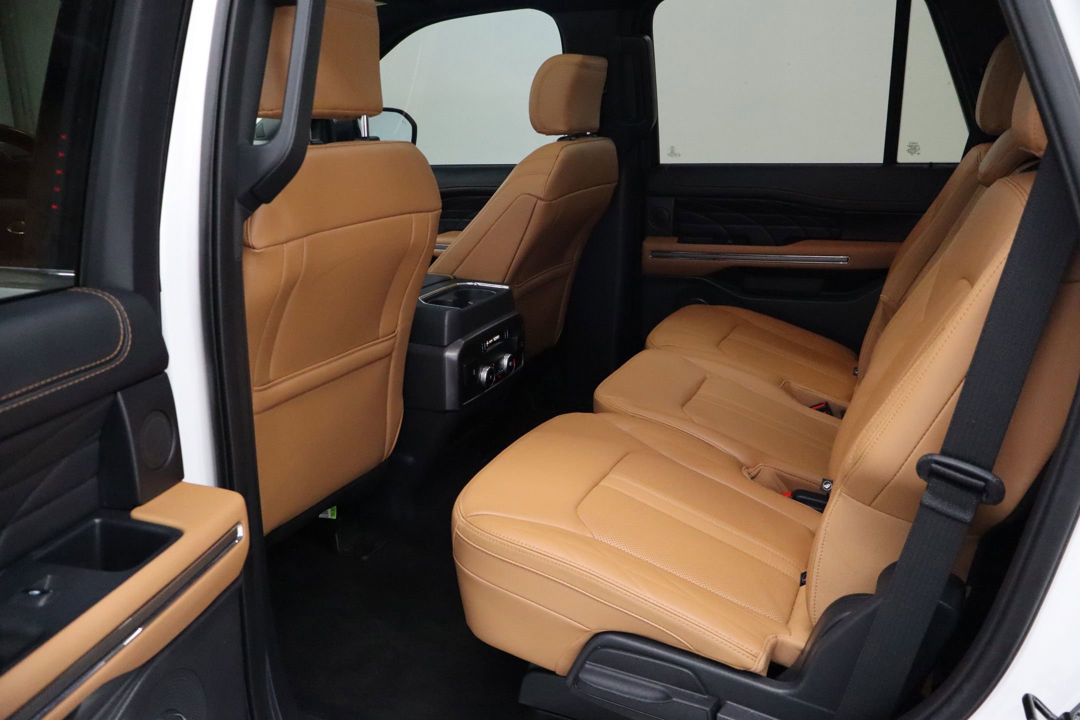 Certified 2023 Ford Expedition Platinum image 27