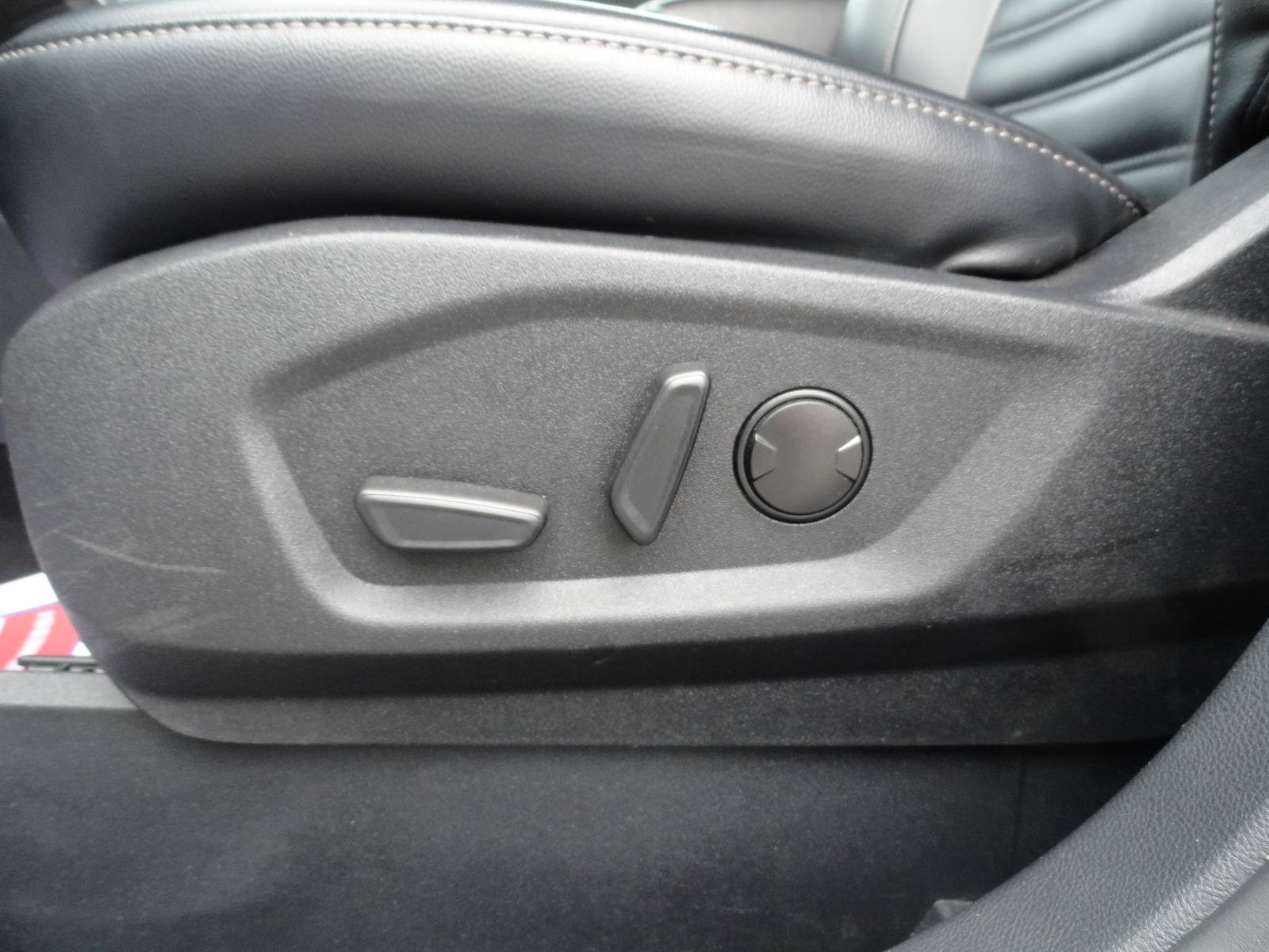 Certified 2024 Ford Edge SEL AWD/4WD image 12