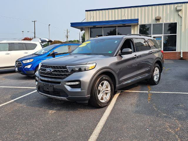 Certified 2023 Ford Explorer XLT w/ Equipment Group 202A RWD image 3