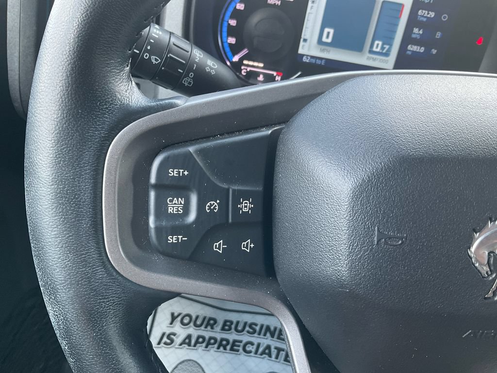 Certified 2024 Ford Bronco Black Diamond AWD/4WD image 21