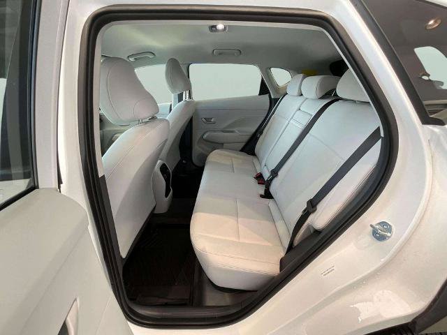 Used 2025 Hyundai Kona SEL AWD/4WD image 17