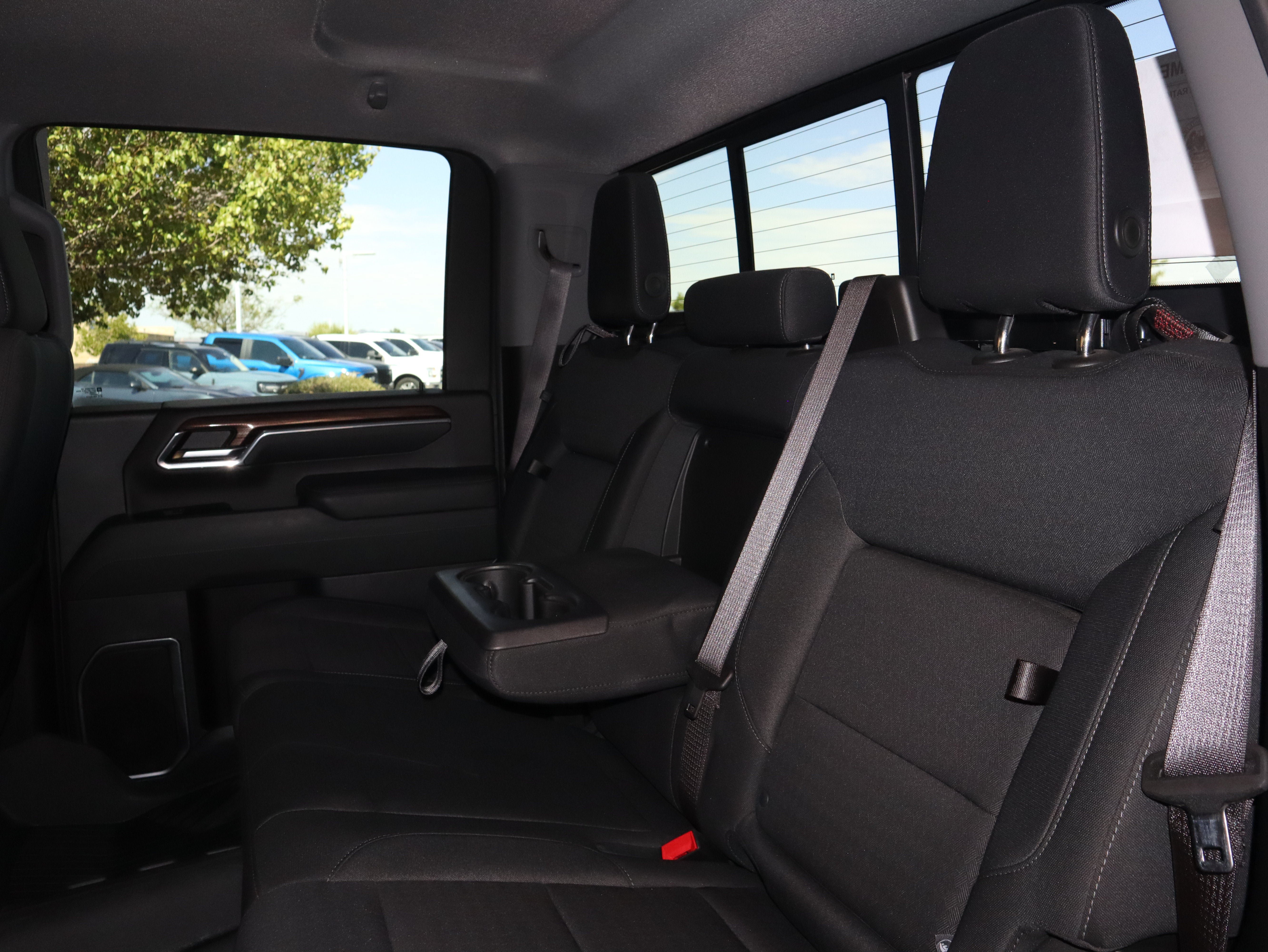 Used 2024 Chevrolet Silverado 2500 LT AWD/4WD image 37