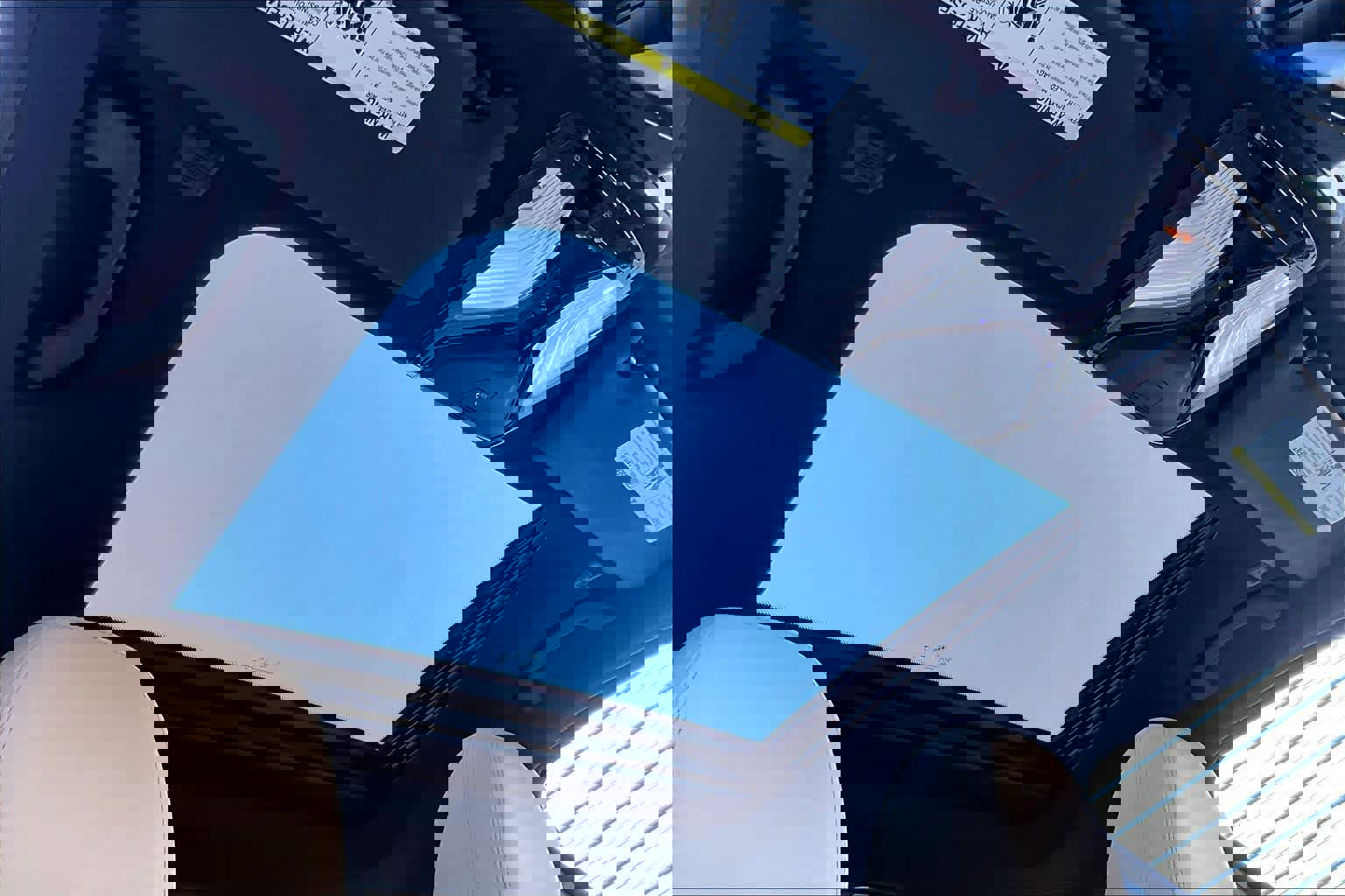 Used 2019 BMW 330i xDrive Sedan w/ Driving Assistance Package image 15