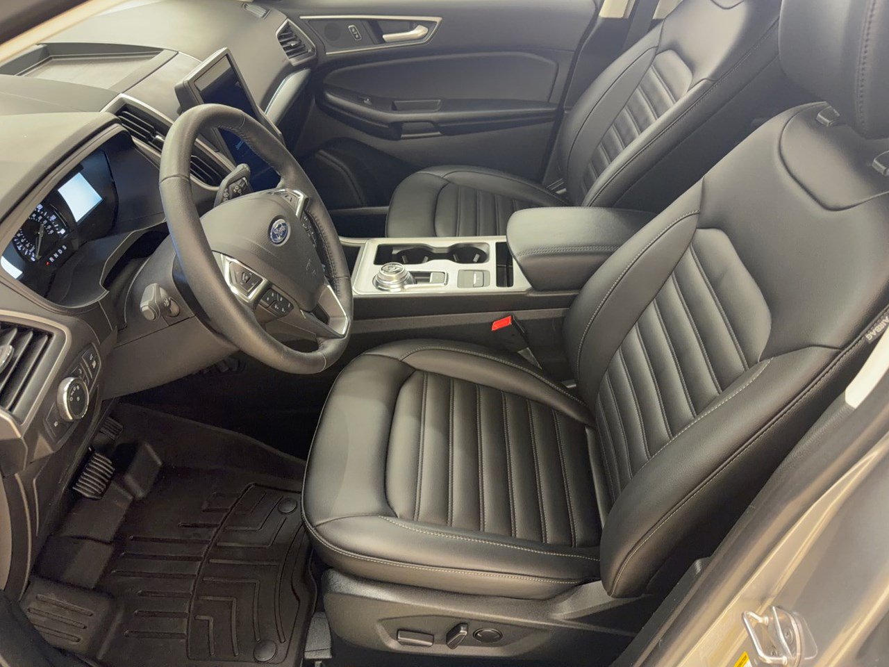 Certified 2022 Ford Edge SEL w/ Convenience Package AWD/4WD image 5