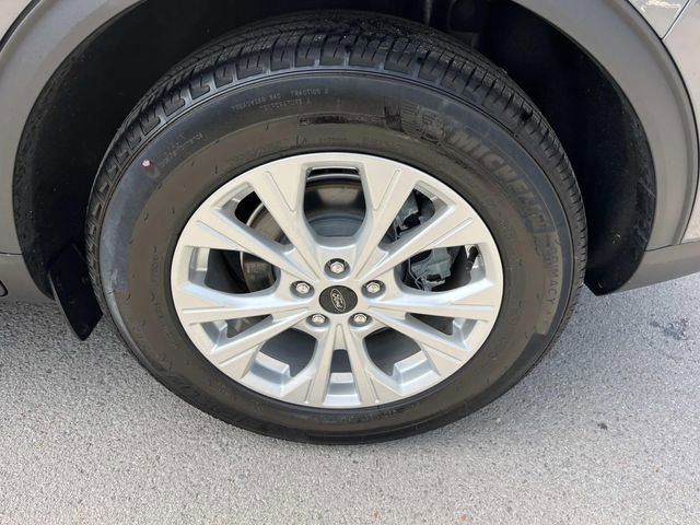 Certified 2024 Ford Escape Active image 11