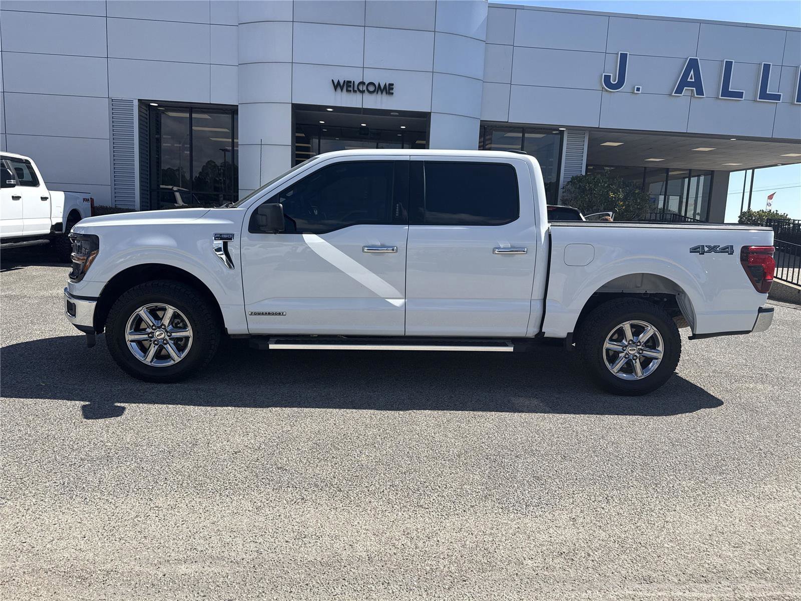 Certified 2024 Ford F150 XLT w/ Mobile Office Package image 2