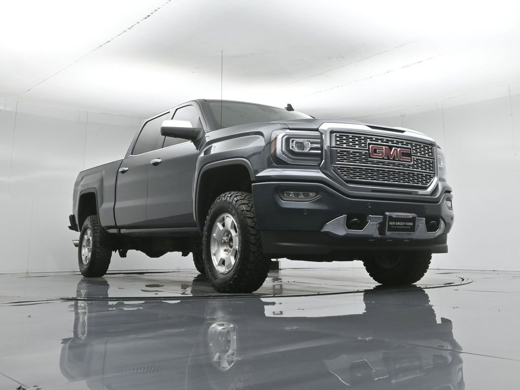 Used 2018 GMC Sierra 1500 Denali AWD/4WD image 46