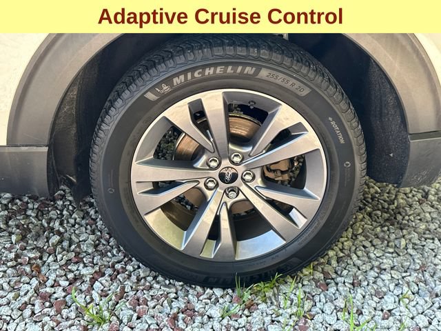 Certified 2023 Ford Explorer XLT w/ Equipment Group 202A AWD/4WD image 10