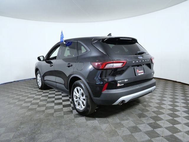 Certified 2025 Ford Escape Active AWD/4WD image 7