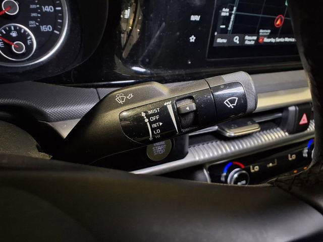 Used 2023 Kia K5 GT-Line image 14