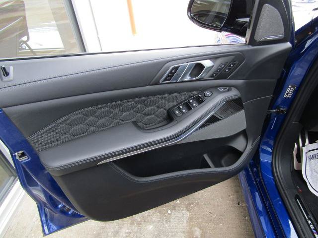 Used 2022 BMW X5 M w/ Competition Package 2 AWD/4WD image 23